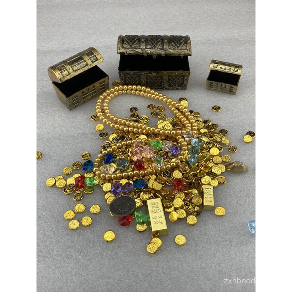 รุ่น 16 Pirates of the Caribbean อุปกรณ์รูปตุ๊กตาอุปกรณ์เสริมเหรียญทองฉากคนร้าย 61 ของเล่นตกแต่ง