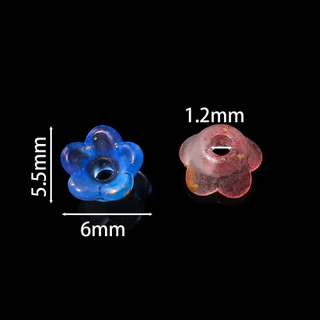 100ชิ้น ลูกปัดดอกไม้ 6mm อะคริลิคไล่สี ทรงกระดิ่ง/ซากุระ สำหรับร้อยสร้อยข้อมือ DIY จี้ห้อยมือถือ อุปกรณ์เครื่องประดับ
