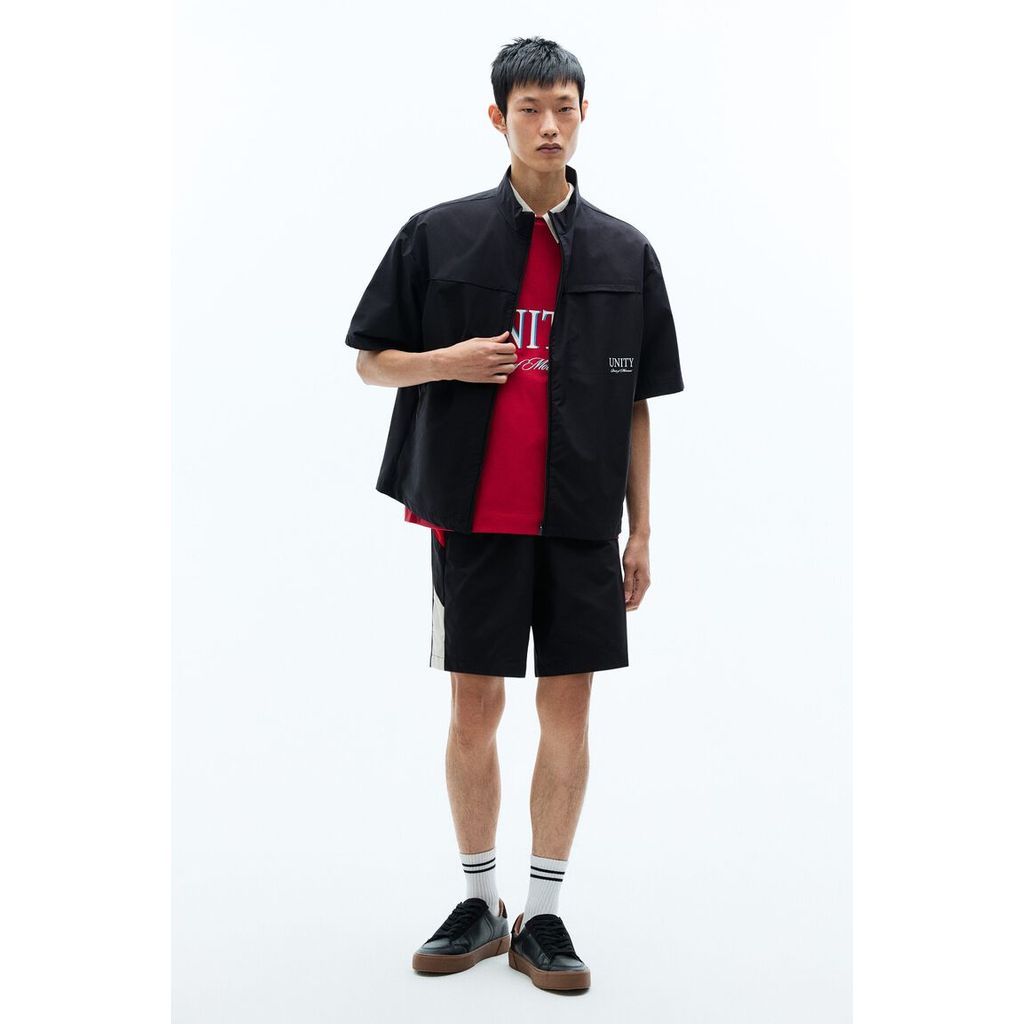 H&M(เอชแอนด์เอ็ม) แจ็กเก็ตแขนสั้น Men Short-sleeved jacket 1307994_1