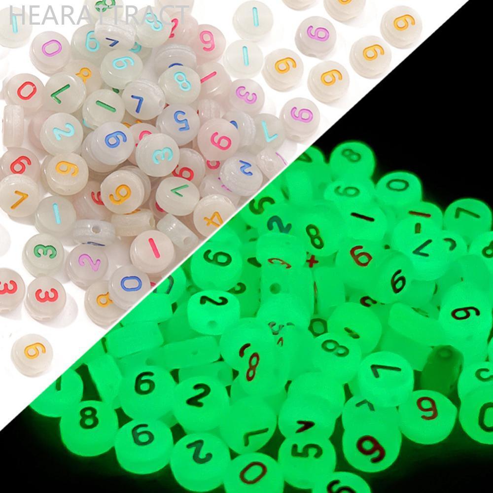 HEARATTRACT 100pcs Luminous ตัวอักษรลูกปัดอะคริลิครอบหัวใจดอกไม้สแควร์ลูกปัดเครื่องประดับทํา DIY สร้