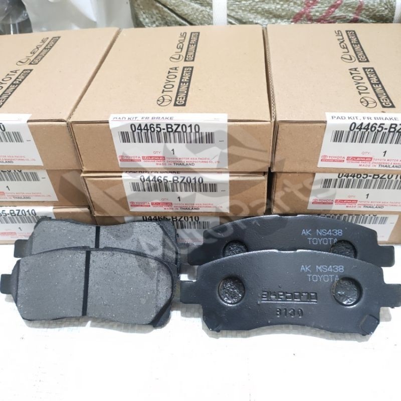 ผ้าเบรคหน้า Toyota Avanza Daihatsu Xenia Suzuki apv AKEBONO gres