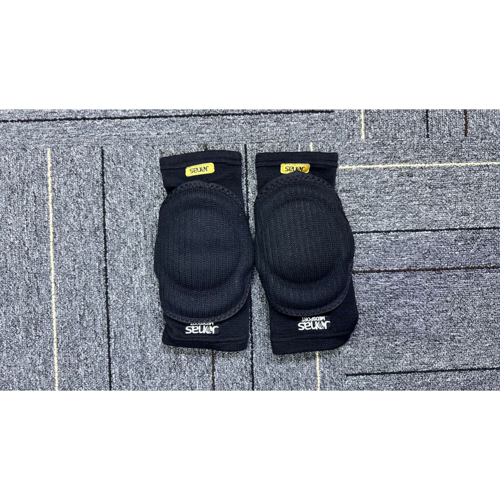 JONAS ELBOW CRUSADE ZERO - สีดํา