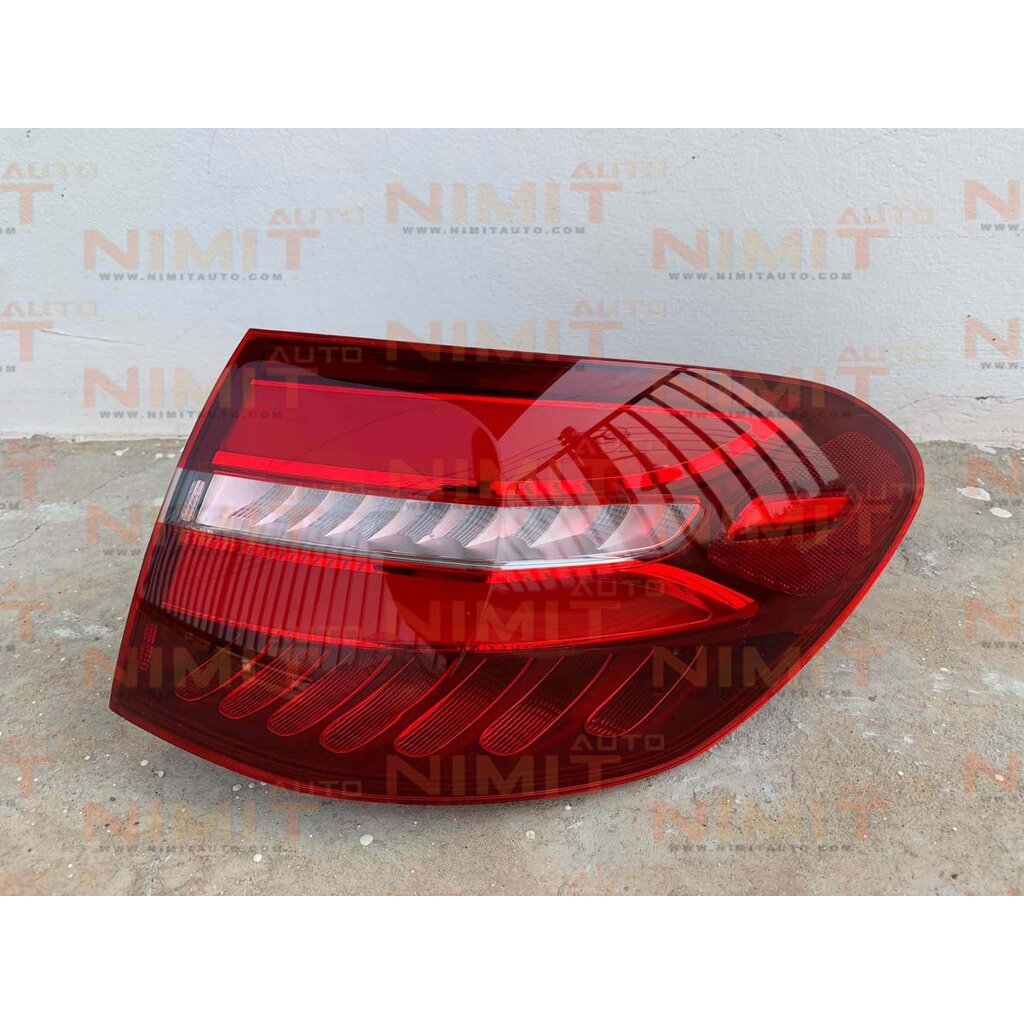 ไฟท้าย BENZ GLC 220D R