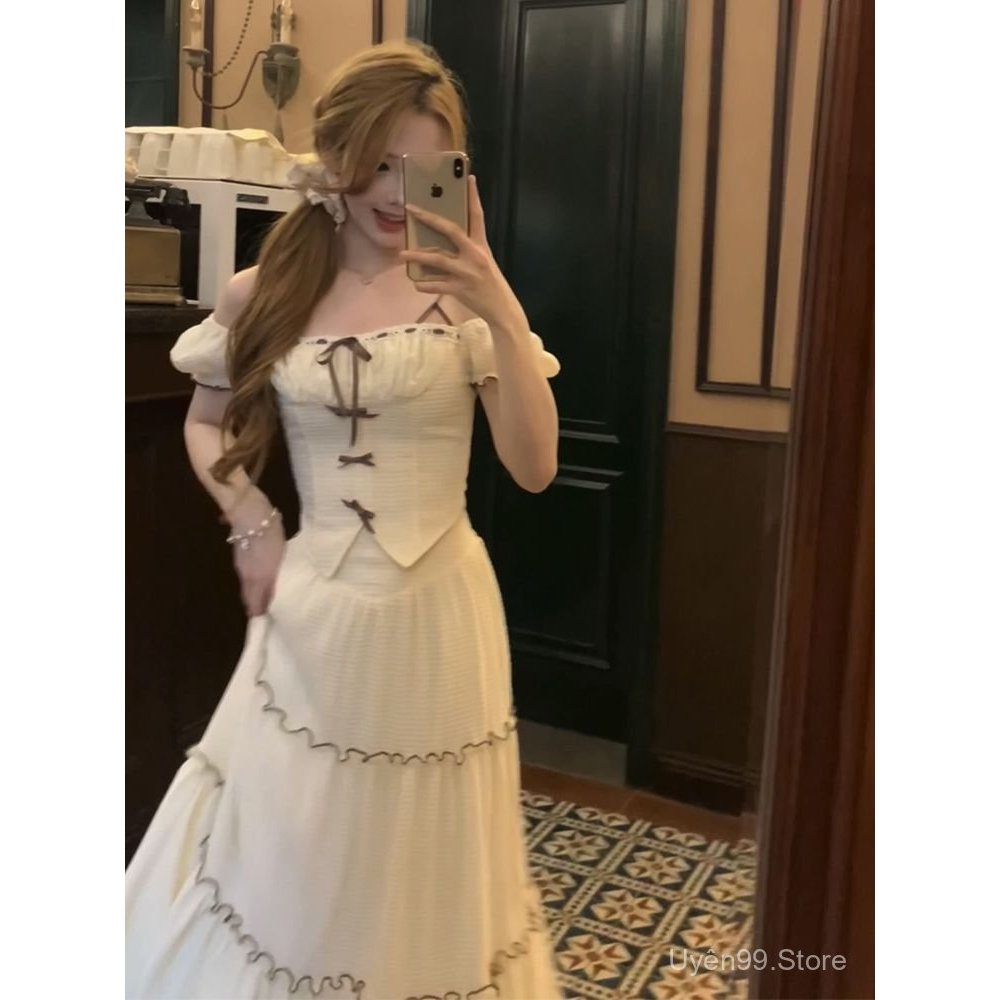 [KPI1]ชุดเสื้อแอปริคอทพร้อมกระโปรงสไตล์ฝรั่งเศสอ่อนเยาว์