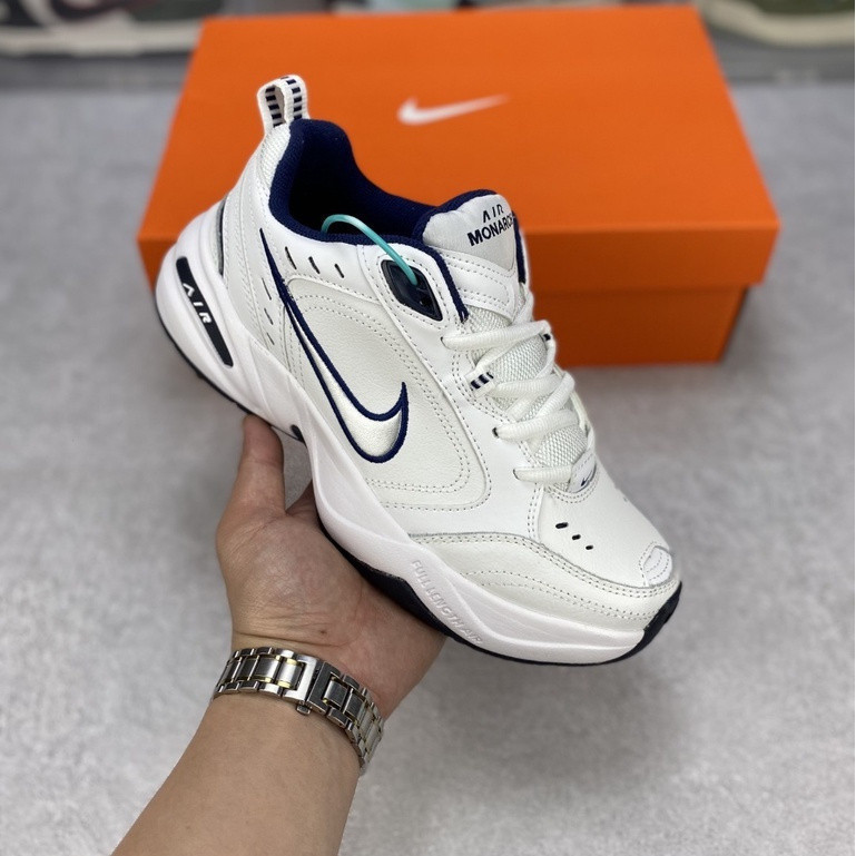 รองเท้าวิ่ง Nike Air Monarch M2K
