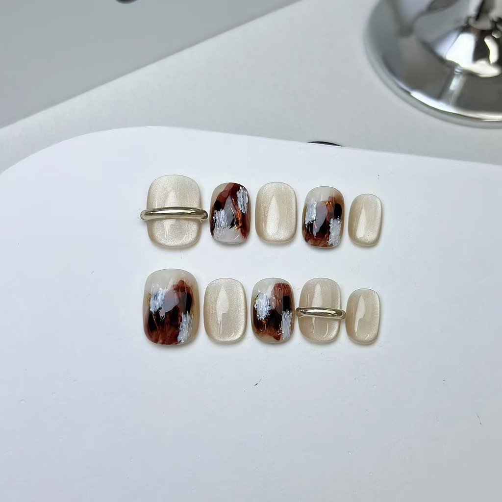 Gilt Years Hand-Weared Nails Hand-Painted Pinch สําเร็จรูปผลิตภัณฑ์สั้นเล็บ Patch 26.3.8