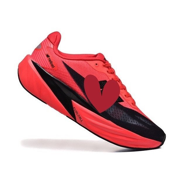 รองเท้าวิ่ง FuelCell Rebel v5 นุ่มสบาย สีแดงและดำ