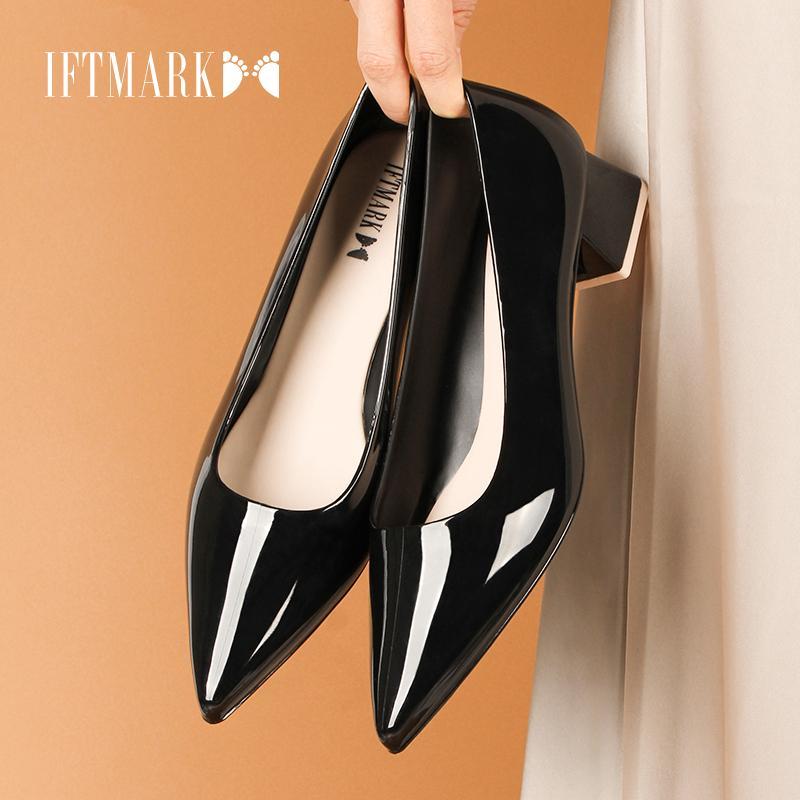 IFTMARK รองเท้าแฟชั่น รองเท้าส้นเตี้ยหัวแหลม แฟชั่นผู้หญิง แมตช์ง่าย เดินสบาย