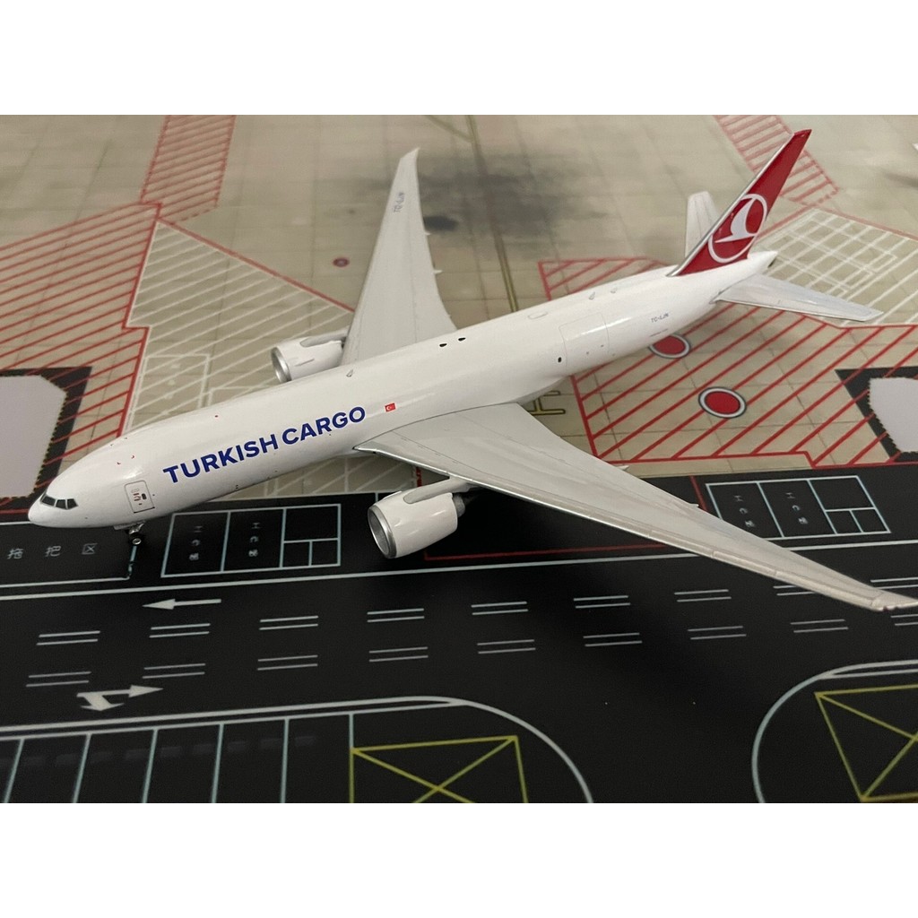 1: 400 รุ่น Phoenix ตุรกี Airlines B777-200F B777F Cargo เครื่องบินแนวตั้ง Tail Interface Slight ราย