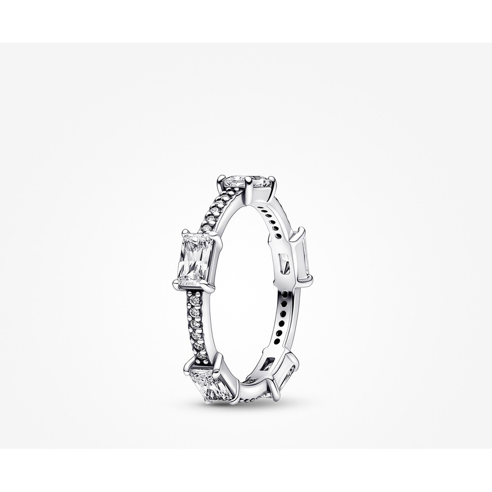 2026 ใหม่Square Bars Sparkling Pavé Ring