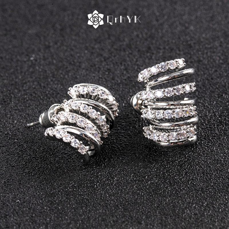 คิวริกฝังเพทายโค้งพร้อมต่างหูสีเงิน กรงเล็บต่างหูแบบละเอียด สำหรับผู้หญิง คุณภาพสูง เครื่องประดับแฟชั่น