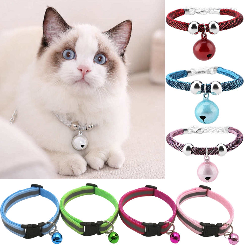 ปลอกคอแมวแบบปรับได้พร้อมกระดิ่งสายรัดสะท้อนแสงที่มีสีสันปลอกคอลูกแมวที่แตกหักที่ปลอดภัยหลายสี