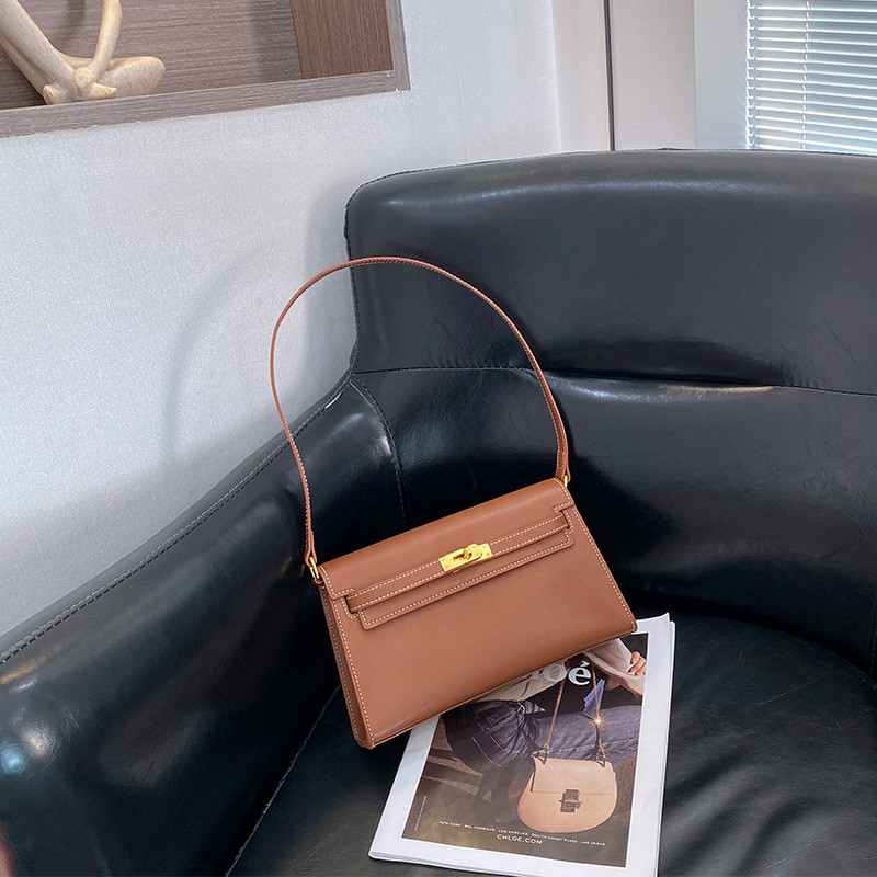 Kelly Bag Women All-Match One-Shoulder Underarm Bag 2025 Retro Portable Diagonal Baguette Bag/Beads 