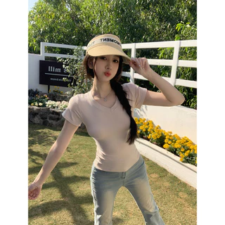 MUDO เสื้อยืดแขนสั้นคอวีผู้หญิง ทรงกระชับดูผอม เรียบง่ายทันแฟชั่น สไตล์วัยรุ่น ผ้านุ่มสบาย เหมาะฤดูร้อน #1006