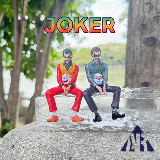 Joker นั่ง Mafex Action Figure โมเดลโจ๊กเกอร์ ทีมฆ่าตัวตาย รถตกแต่งของเล่น Heath Ledger 10 ซม. ตุ๊กตา ของแต่งโต๊ะ