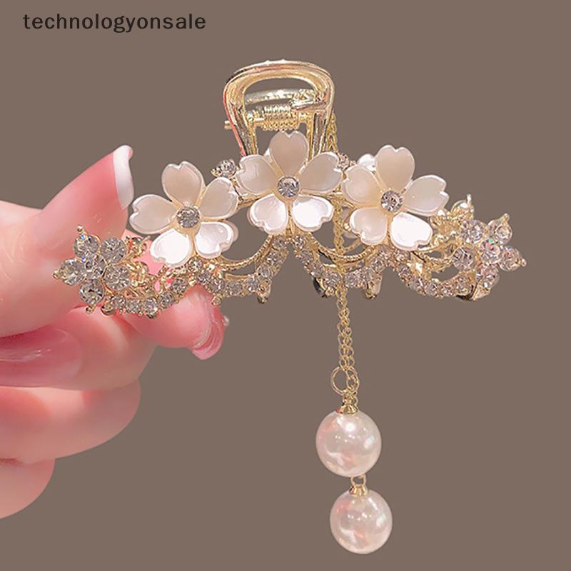 [Tech] Elegant Diamond-encrusted Pearl Jasmine Flower sel Claw Clip กิ๊บติดผมโลหะกิ๊บติดผมหญิงบน Ba 