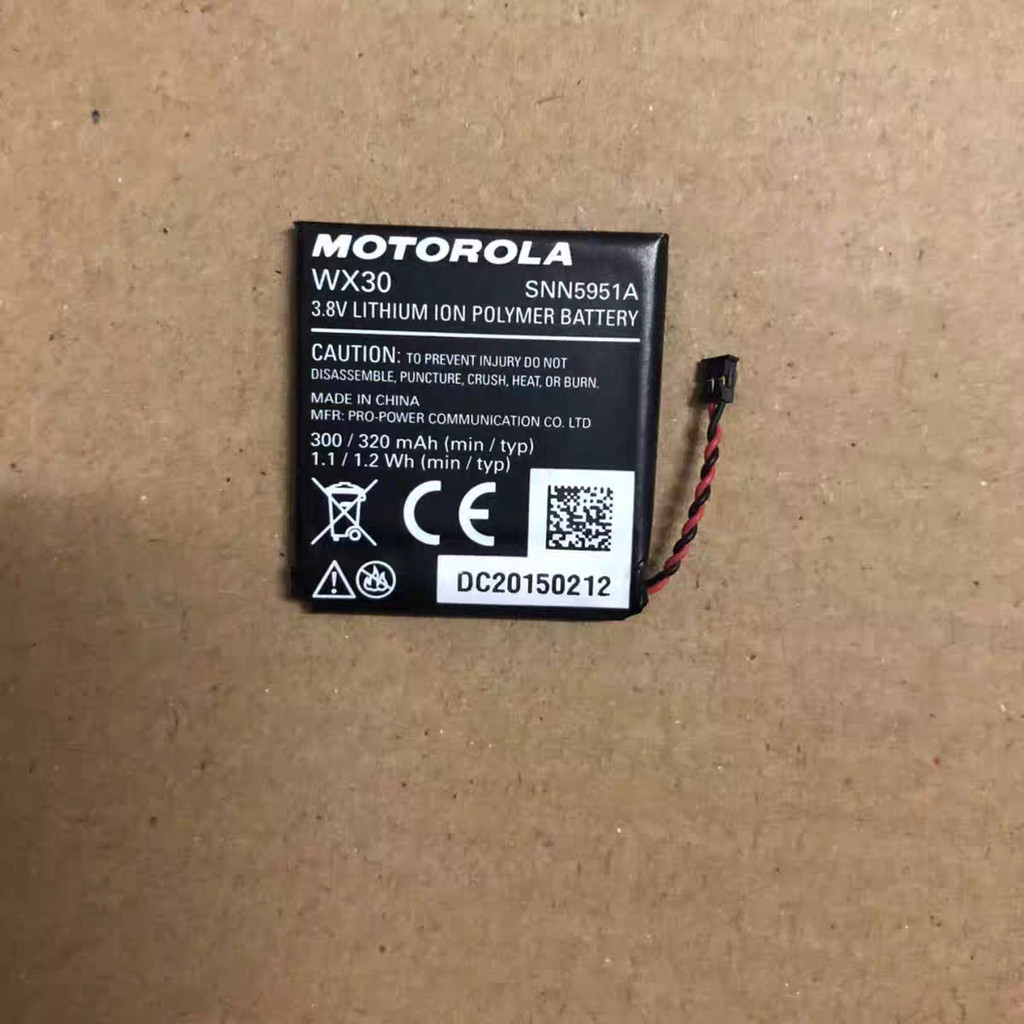 แบตเตอรี่นาฬิกาอัจฉริยะรถจักรยานยนต์ Moto360 ดั้งเดิม WX30 SNN5951