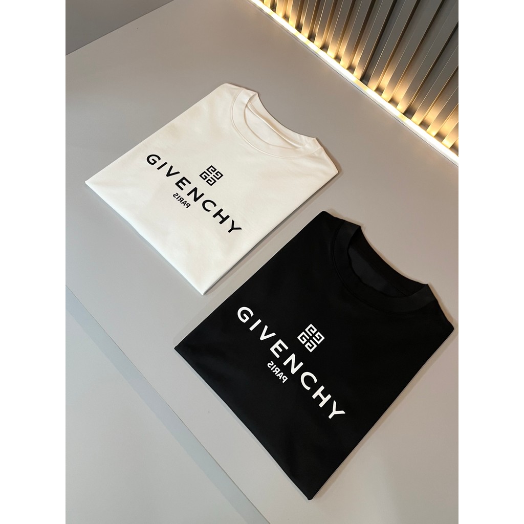 GIVENCHY เสื้อยืดแขนสั้น สำหรับทั้งผู้ชายและผู้หญิง แบบสวมรอบคอ ระบายอากาศได้ดี ลายอินเทรนด์ รหัส PY
