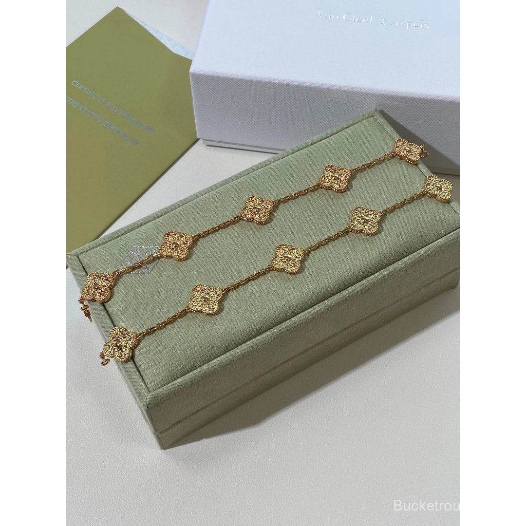 bracelet ประทับลายดอกไม้ทองคำและโรสโกลด์แท้ Van Cleef & Arpels ดีไซน์คลาสสิก งานเลเซอร์คงทน