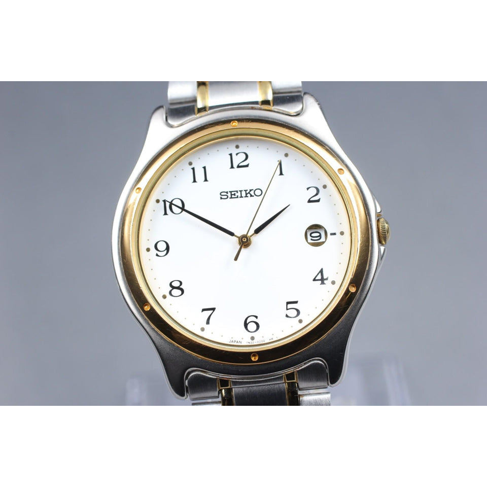 Vintage1996 [n mint] seiko 7n32-0150 silver date white round 36mm qz men's watch