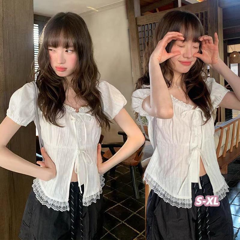 🌻Grace🌻ชุดเสื้อแขนสั้นผู้หญิงแต่งลูกไม้ สไตล์หวาน เสื้อแฟชั่นฤดูร้อน ดีไซน์ใหม่ โดดเด่นและเก๋ไก๋ W712