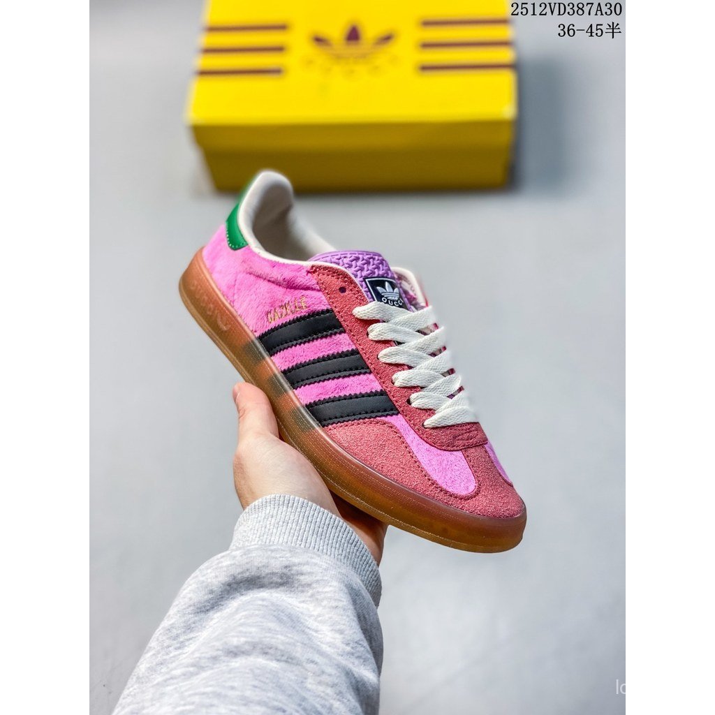 2026Adidas ORIGINALS SAMBA OG รองเท้าผู้ชายผู้หญิงรองเท้าผ้าใบคู่รองเท้า Low-Top รองเท้าแบนสไตล์คลาส