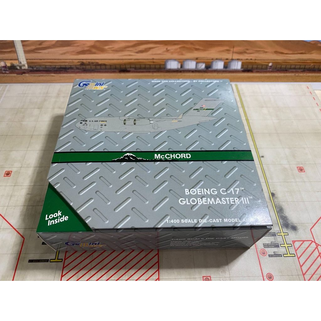 เครื่องบินมือสอง GeminiJets GMUSA090 US Air Force C-17 P-111 1: 400 โปรดอย่าขอรูปเดิมของเครื่องบินเท