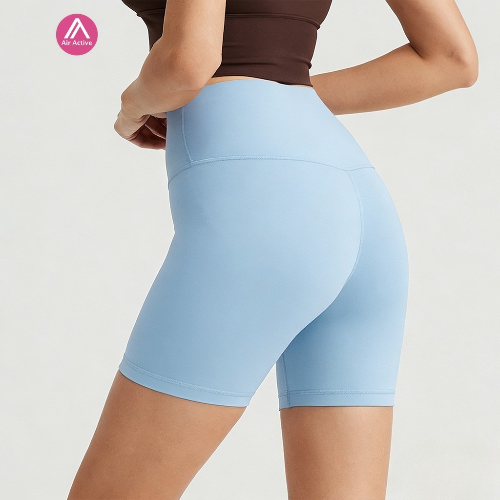 AirActive กางเกงออกกำลังกาย FlexLite Shorts เอวสูง สัมผัสเบาสบาย ทรงสามส่วน ยกสะโพกสวย สวมใส่สบายไร้รอยต่อ