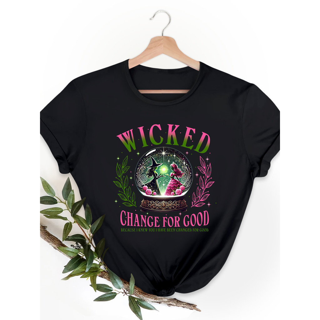 ออกแบบโลโก้เสื้อยืดที่ได้แรงบันดาลใจจากละครเพลง Wicked สำหรับผู้หญิง - พิมพ์ Elphaba & Glinda, Wicke