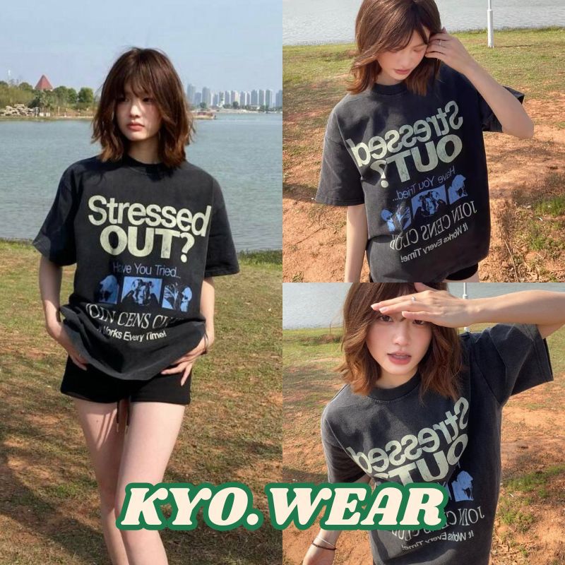 KYO 【พร้อมส่ง】สตรีทแฟชั่น เสื้อฟอกผู้หญิงOVERSIZE พิมพ์ลาย "STRESSED OUT" ผ้าCOTTON โคตรนุ่ม เสือใส่สบาย