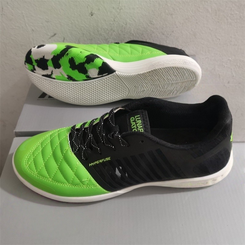 LUNAR GATO II IC รองเท้านักฟุตบอลชาย ขนาด 39-45 ทนทานและไม่ลื่น