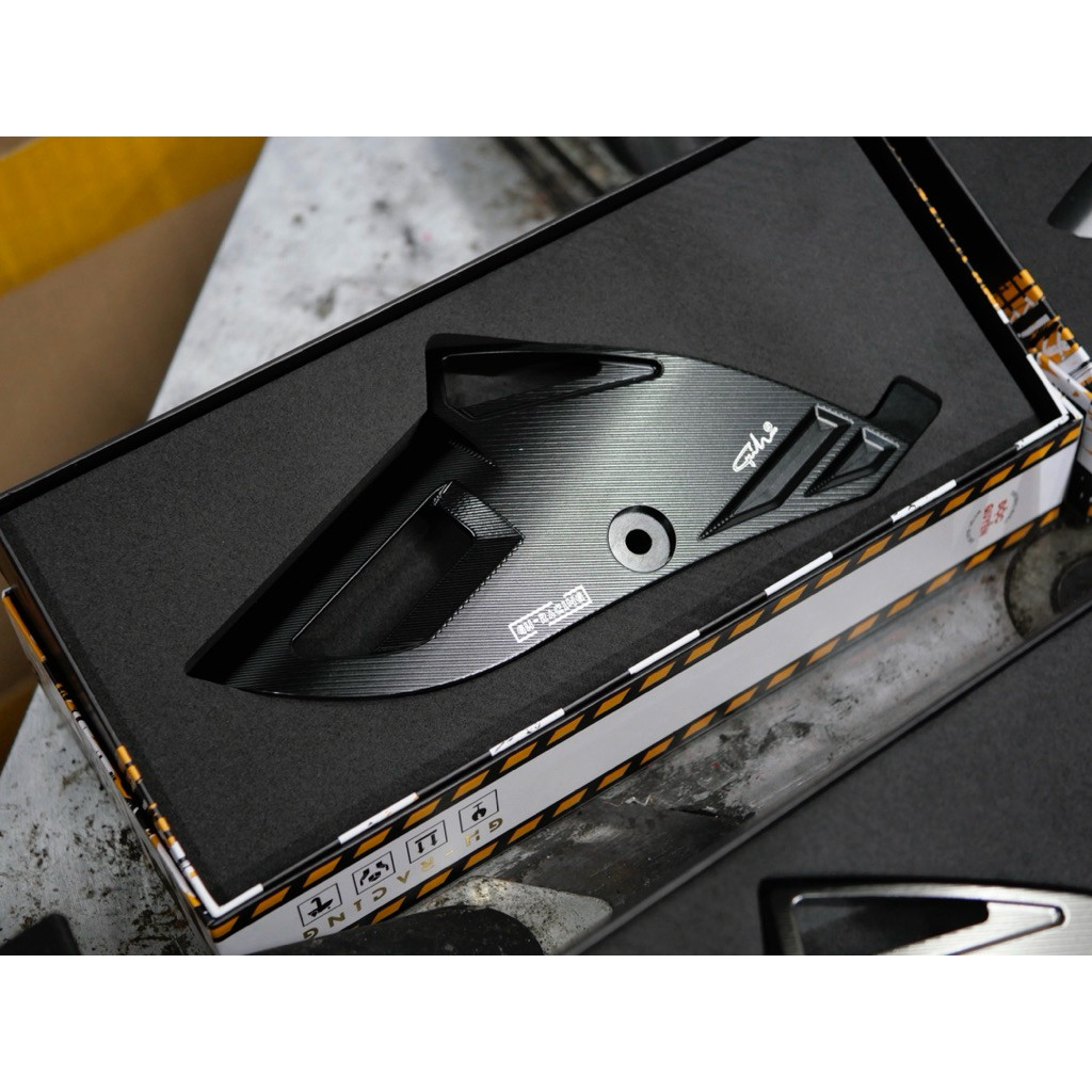 บังโช๊คหน้า เวสป้า Vespa อลูมิเนียม CNC แบรนด์ GHRACING พร้อมส่ง