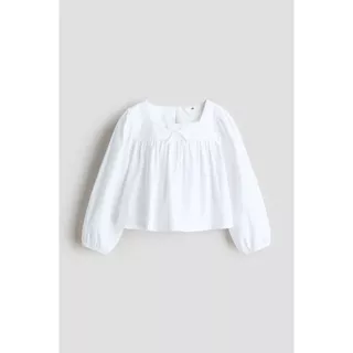 H&M(เอชแอนด์เอ็ม) เสื้อเบลาส์ผ้าซีเซอร์เกอร์คอตตอน พร้อมดีเทลโบว์ เด็กหญิง 1327597_1
