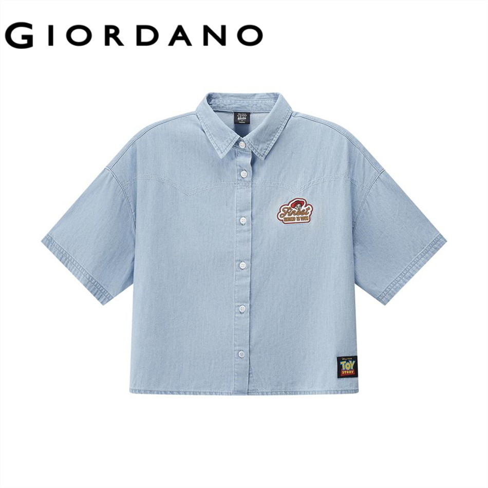 GIORDANO เสื้อเชิ้ตยีนส์ผู้หญิง Women's Loose Shirt (Toy Story) 05345249