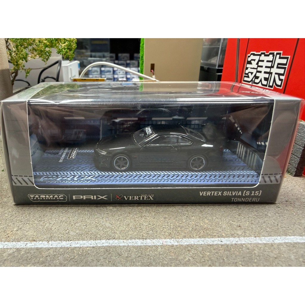 [สต๊อกพร้อม] Tarmac Works TW 1: 64 VERTEX Silvia S15 Limited Black PRIX Co-Branded Christmas Special