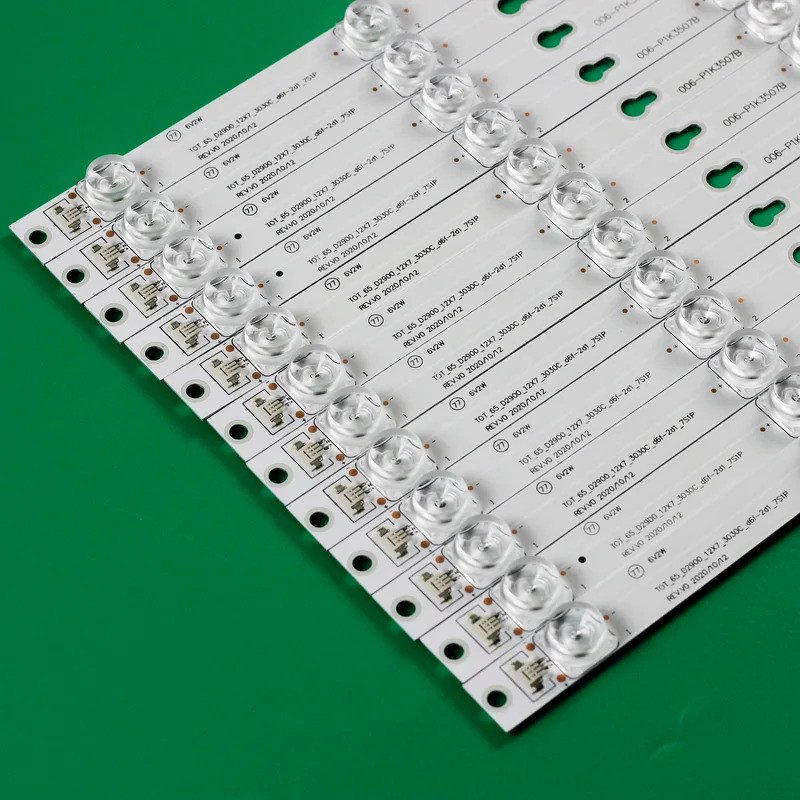 แถบ LED สําหรับ TCL 65 ทีวี THOMSON 65 TV 006 P1K3507B TOT_65_D2900_12X7_30C_d6f-2d1_7S1P YH-4C-LB65