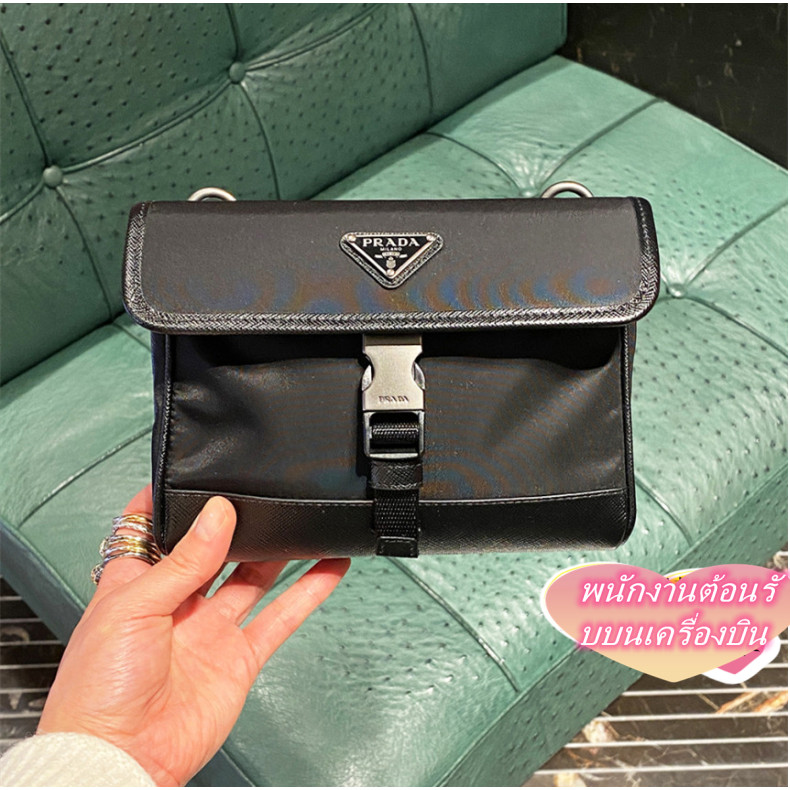《100% Authentic》Prada prada 2zh108 กระเป๋าสะพายไหล่สีดำ กระเป๋าถือ กระเป๋าใส่ของแบบสะพายข้าง เคาน์เต