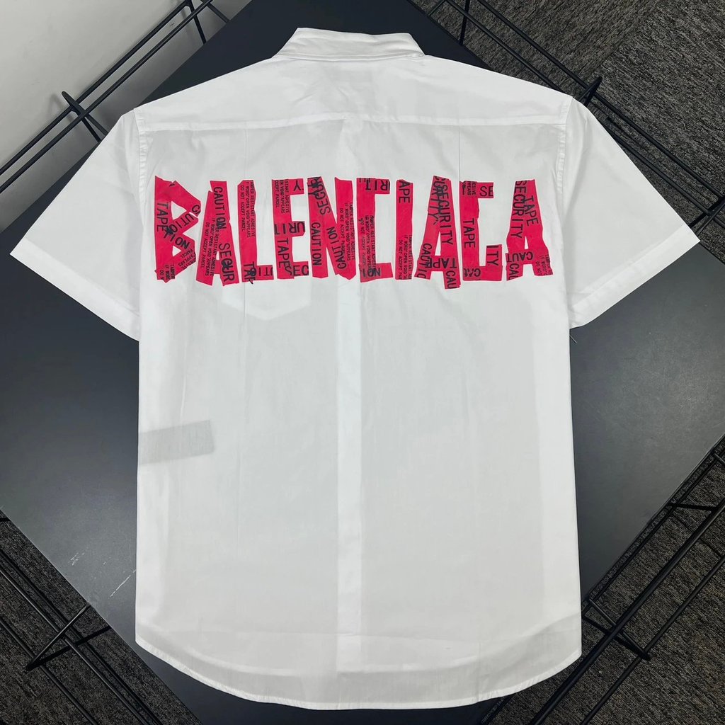 Balenciaga สไตล์ใหม่ Balenciaga กระเป๋าคาดหน้าอกสไตล์ใหม่เย็บปักถักร้อยด้านหลังเทปสีแดงพิมพ์ตัวอักษร