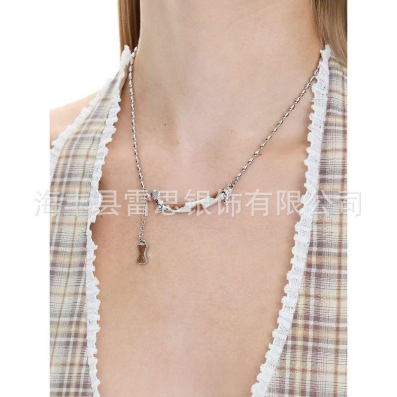 2025 Design Dachshund Dog Necklace Luxury Niche All-Match Cute Dog Bone Necklace/H1.7