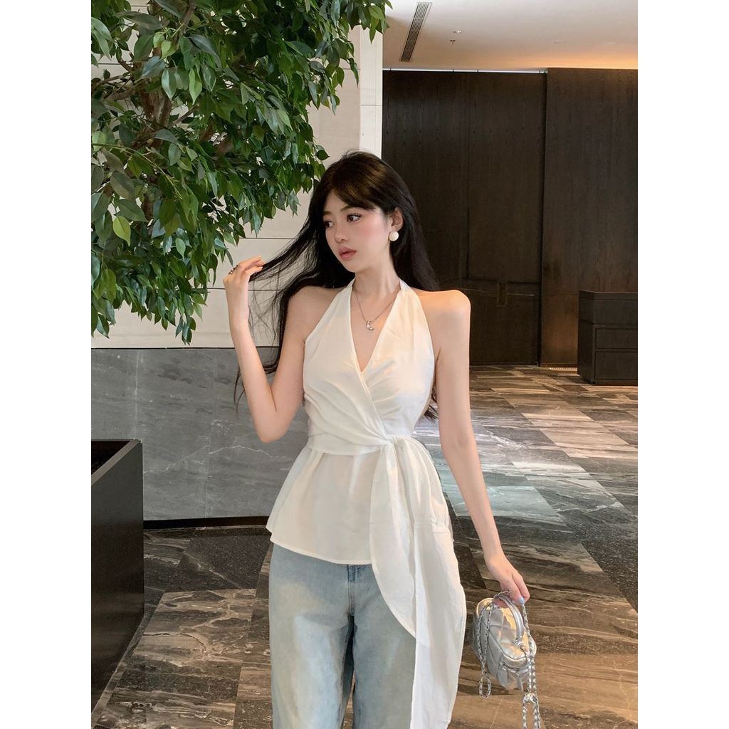 COD 2026 French Hot Girl v คอ Halter เสื้อแขนกุดฤดูร้อนสไตล์ใหม่อารมณ์ลดอายุเอวแคบ Slimmer ดู Strapl