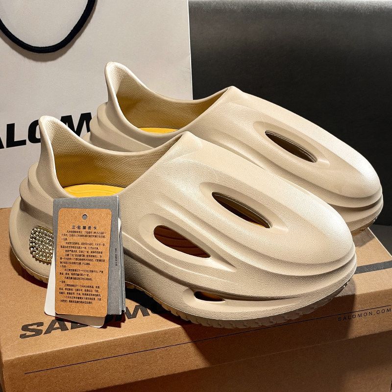Turbo รองเท้าแตะหนา Soled Toe-Covered Hole รองเท้าผู้ชายผู้หญิงสไตล์ 2026 สไตล์ใหม่สวมใส่ด้านนอกกีฬา River-Up รองเท้าอินเทรนด์