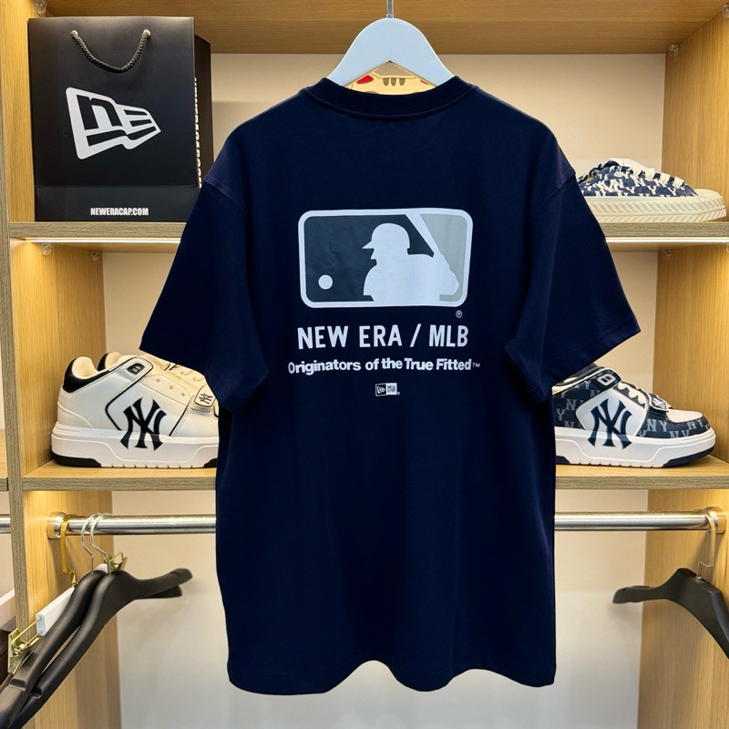 NY Navy Baseball Logo เสื้อยืดคลาสสิก สไตล์เหมือนกันสำหรับผู้ชายและผู้หญิง