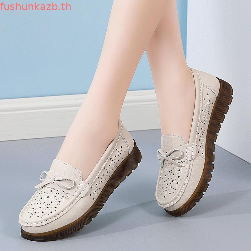 สตรีแฟชั่นรองเท้าแฟลตสบายๆฤดูร้อนสีดําลื่นบนนุ่ม soled รองเท้ากันลื่นกลวงระบายอากาศหนังเดิน Lofers ร