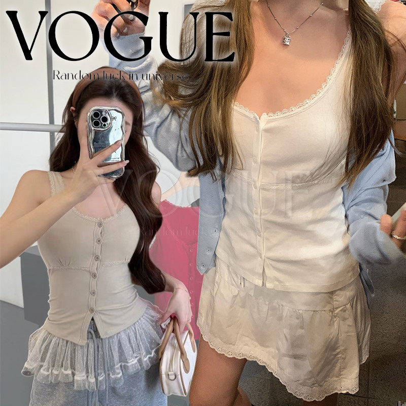 Vogue พร้อมส่ง เสื้อกล้าม ขอบลูกไม้ ติดกระดุมใช้งานได้จริง สีพื้นเรียบๆ ใส่สบาย (FY10186)