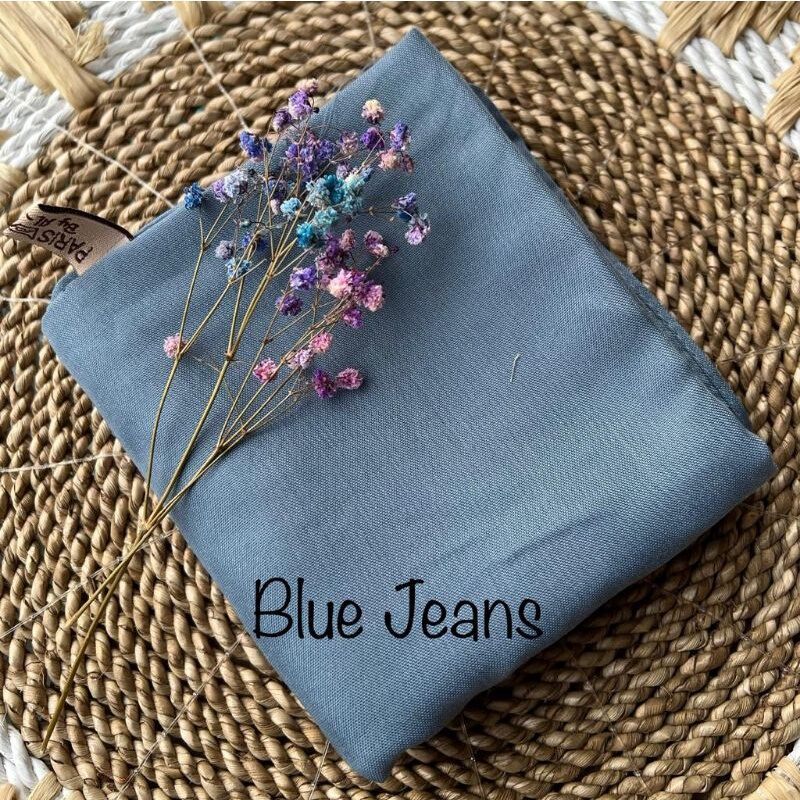 Premium paris square hijab/premium paris/square hijab/premium premium paris square