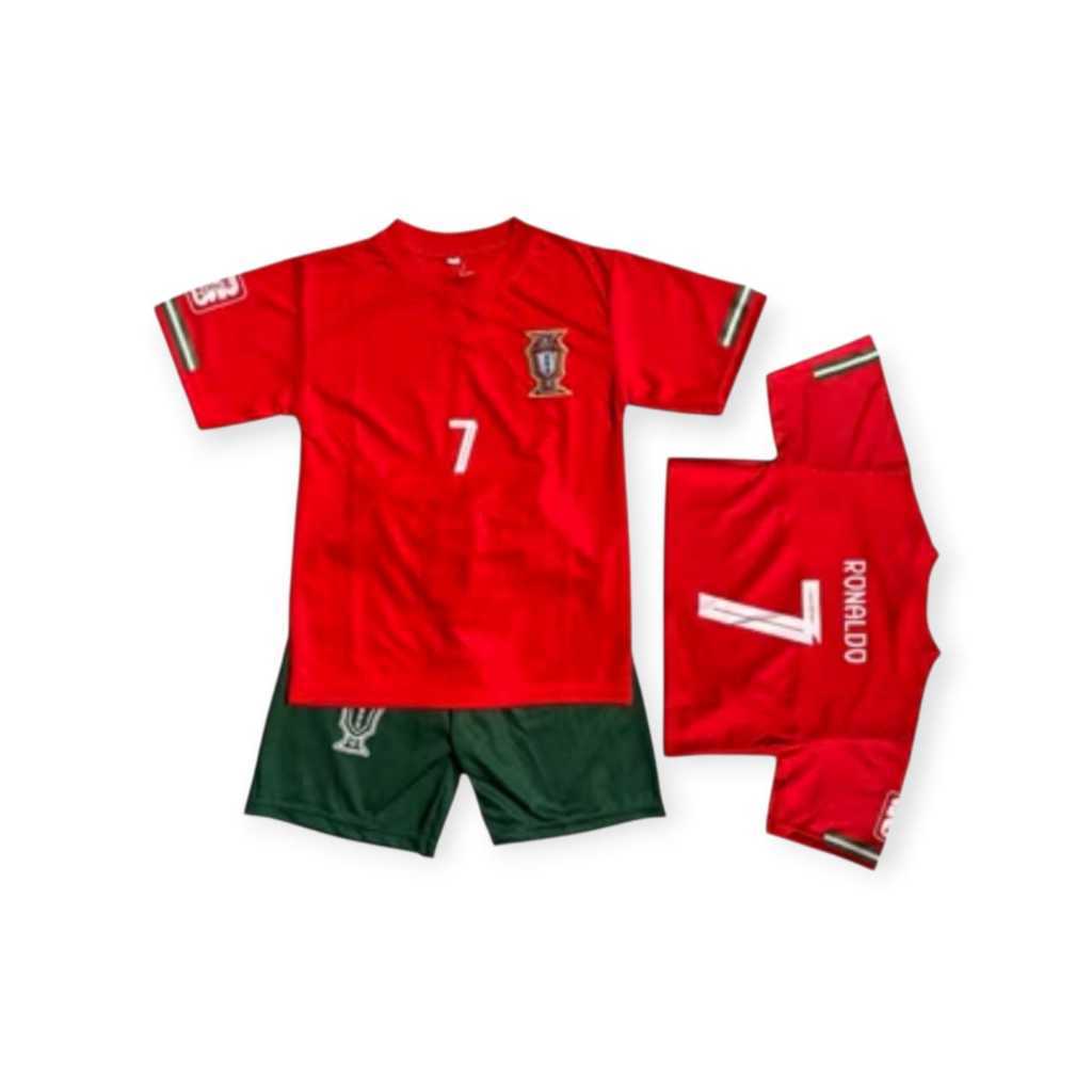 เสื้อทีมฟุตบอล Ronaldo แบบใหม่ 25/26 เหมาะสำหรับเด็ก