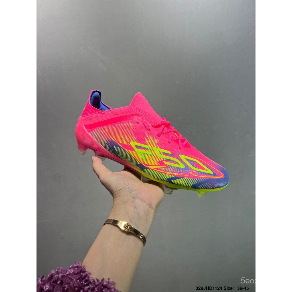 รองเท้าฟุตบอล adidas F50 PRO & PREDATOR 24 Elite TF สำหรับผู้ชายและผู้หญิง ใช้งานได้บนสนามหญ้าเทียม