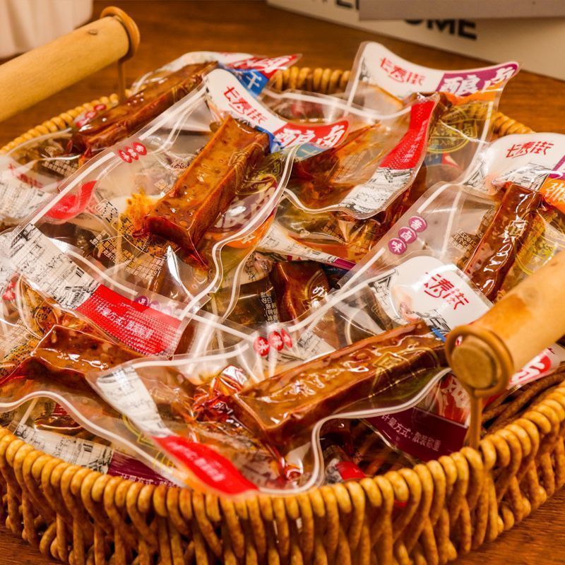 湖南特产豆干武冈卤豆豆腐干麻辣香辣零食小吃独立小包装休闲食品1.20Hunan Specialty Dried Tofu Wugang Braised Tofu Spicy Snack Small P
