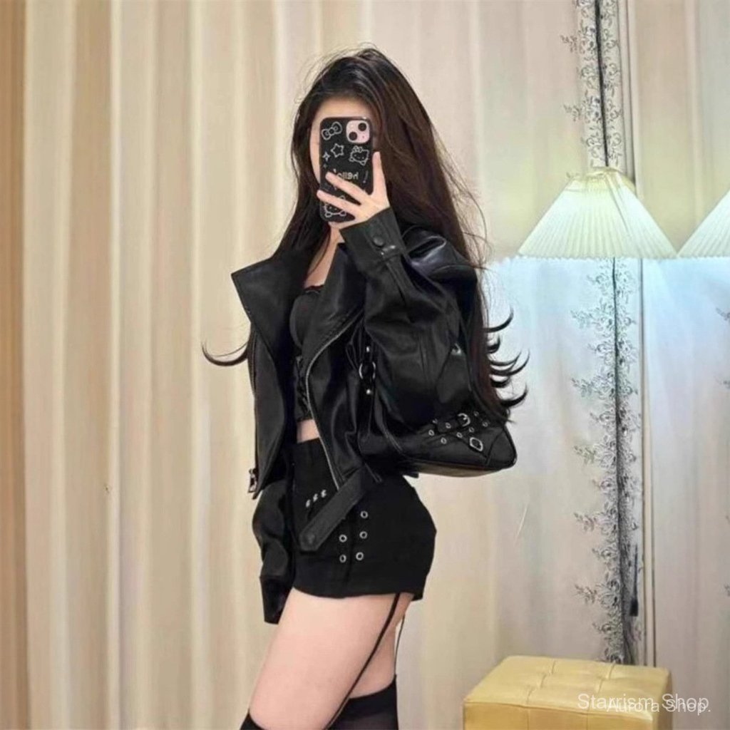 สาวฮอต สีดำ เสื้อหนัง เสื้อโค้ท แบบสั้น แจ็คเก็ตหนัง PU หัวรถจักร หวานเย็น เสื้อ