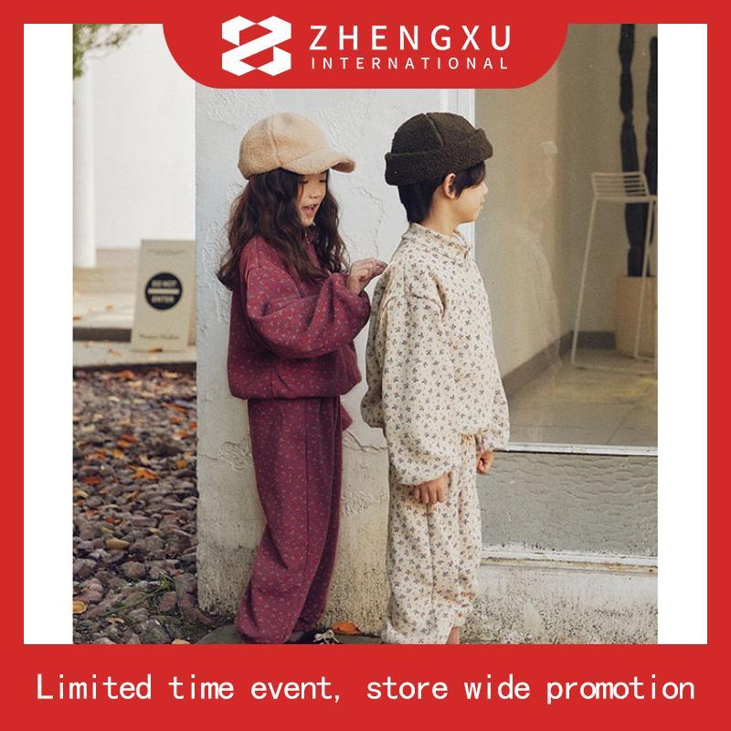 ผู้หญิงแขนยาวขนสัตว์กํามะหยี่ลายจุดปักลูกสุนัข Ruffles Ruffles